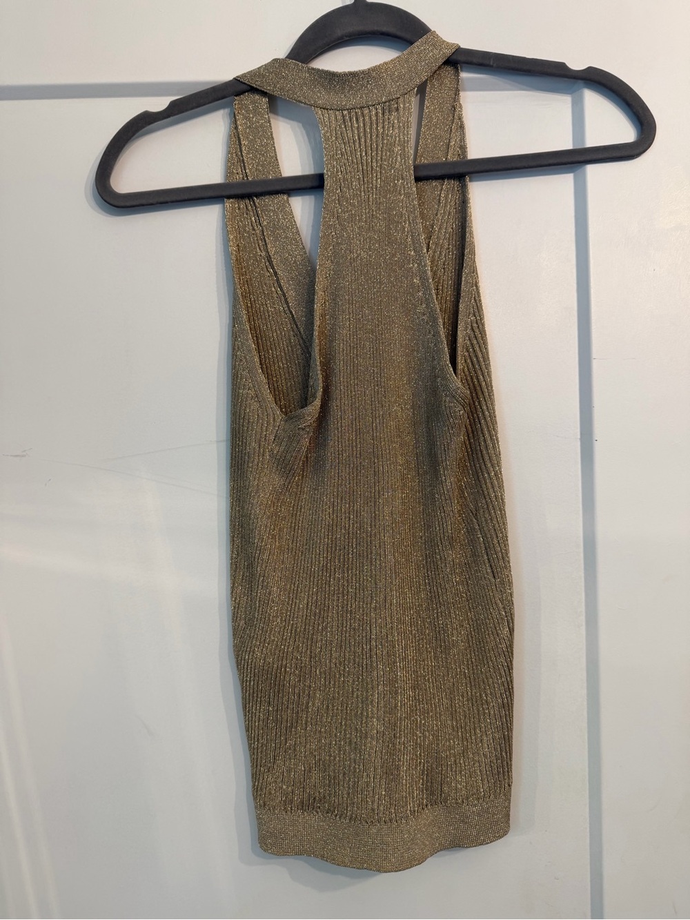 Reiss Lilana
Metallic Rib-Knit Waistcoat in Gold - Picture 9 of 10